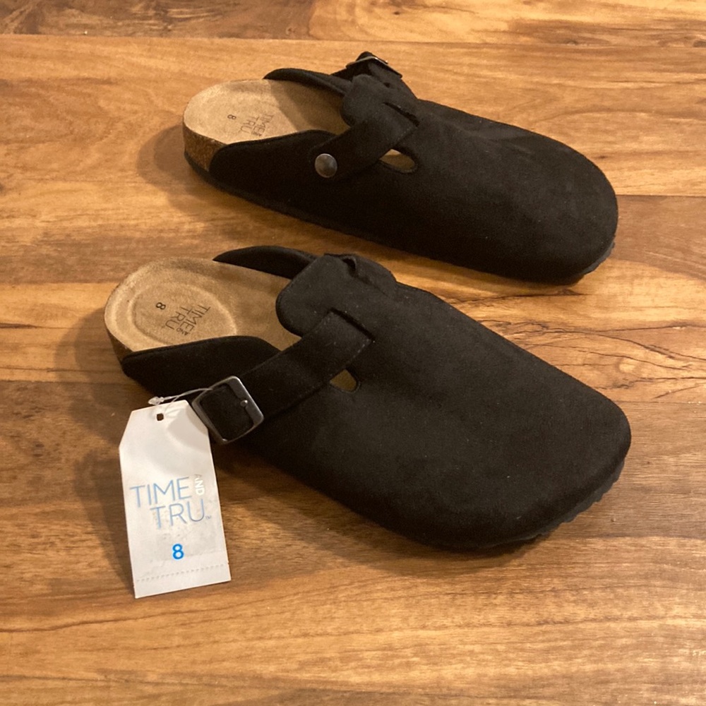 Time and Tru clogs
